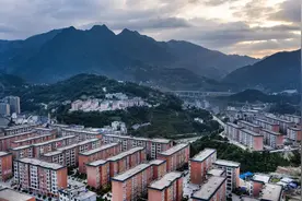 岚皋建县两百年了图片