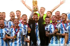 美洲杯+欧美杯+世界杯！阿根廷连夺三冠 梅西之外门神最关键图片
