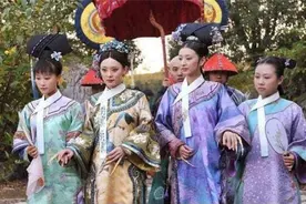 古代嫔妃为何总戴长指甲套？除了美观之外，更多的是为了方便皇帝图片