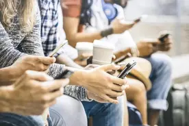 手机、电脑等电磁波会致癌？真相让人惊讶！图片