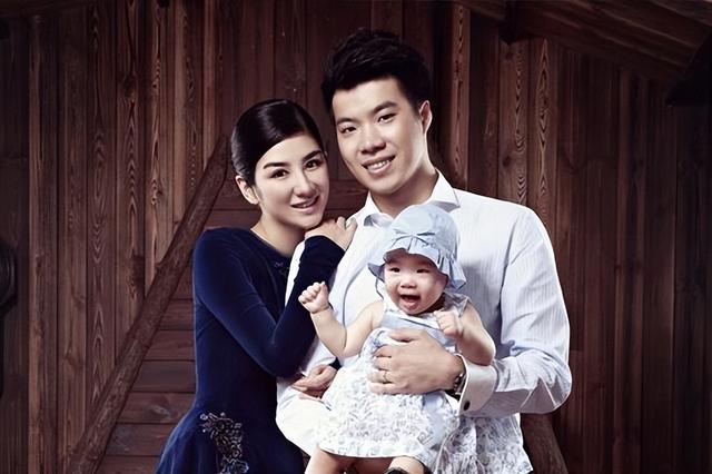 黄奕老公姜凯 黄奕老公姜凯简介(图18)