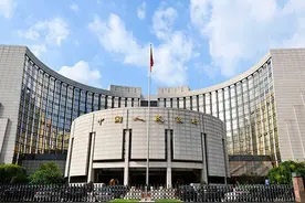 2024年，4枚纪念币和2张纪念钞，必约图片