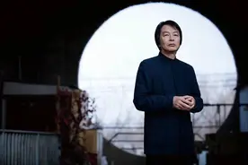 重读刘震云的《一地鸡毛》，我才懂得什么才是中年人最大的体面图片