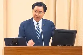 台当局对乌血本援助，准备送货发现邮费比货品还贵，场面非常尴尬图片