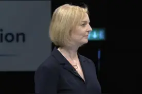 特拉斯口无遮拦，威胁按下核按钮！俄罗斯：她连地图都认不全图片