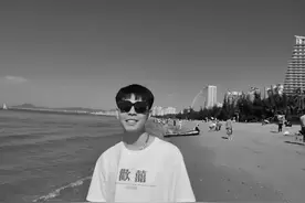 17岁寻亲男孩刘学州深夜自杀，他短暂的一生，真的太苦了图片