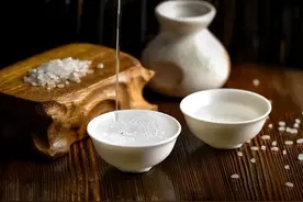 直播间低价白酒到底靠不靠谱？行家：水太深，千万别上当图片