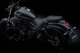 豪爵500，无极CU525，春风450，要上市的500巡航，你期待哪一款？图片