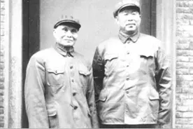邱行湘晚年定居南京，南京军区副司令张明拜访：我们是不打不相识图片