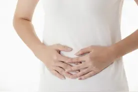 揉揉肚子可以治百病？每天坚持揉一揉腹部，2个好处可能悄悄走来图片
