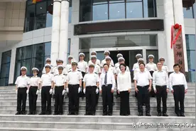 全城瞩目！正式揭牌图片