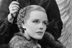 弗兰西斯：被亲妈切除前额叶，送疯人院受折磨，再成女星重回舞台图片