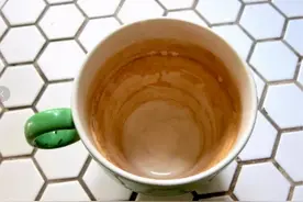 央视抽检19种保温杯不合格，锈蚀引发重金属泄露，如何挑选保温杯图片