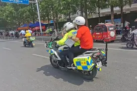 高考第二天，有“警”无险！图片