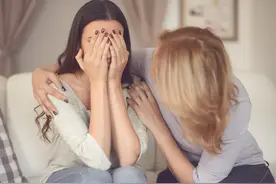 她可以被诊断为抑郁、双相、边缘人格等7种病症，该如何看待？图片