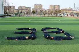 叮！来自“江淮雄鹰”女兵们的快乐传递图片