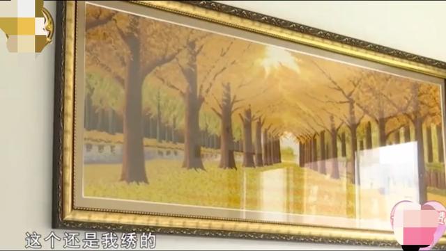 52岁漂亮大姐相亲,聊到夫妻生活,马上脸红,大叔:你不说我也懂