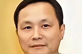 红三代沦为卖国贼，潜伏14年输送320条机密情报，家族背景不一般图片