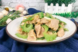 分享苦瓜4个做法，好吃不苦又健康，建议夏天多吃，清凉消暑图片