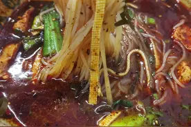 红油米线，又便宜又好吃，麻辣鲜香，一口入魂啊图片