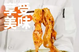 油泼面很多人都做错了，教你在家这样做，爽滑劲道香辣过瘾又解馋图片