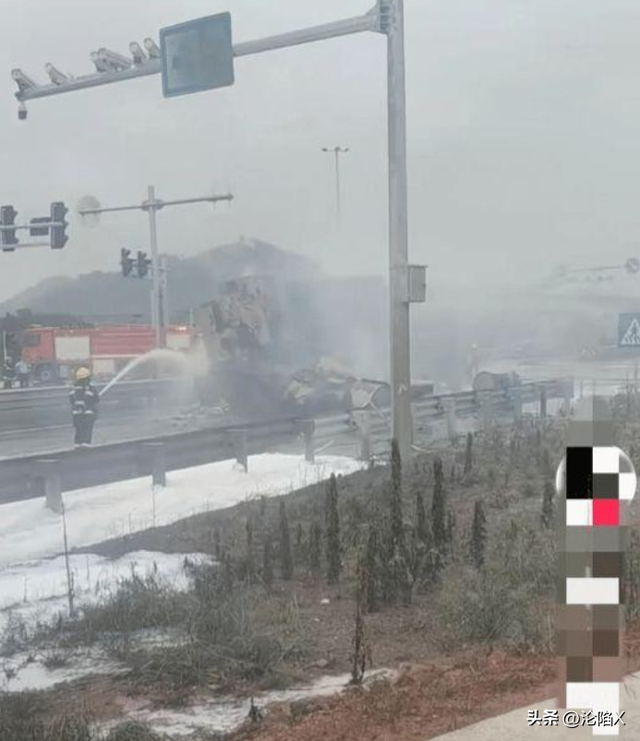 浙江5车追尾至6死2伤，车祸细节曝光，疑似大货车超速导致？