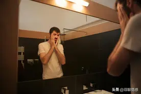 为什么男人会拒绝他感兴趣的人？19个可能的原因，即使他喜欢你图片