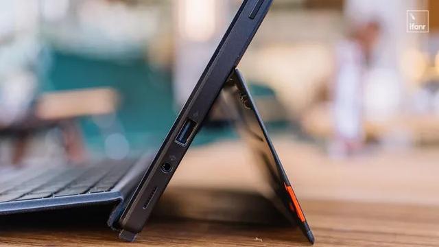 ROG 幻 X 二合一电脑体验：平板体积塞下 i9 核心，是 PC 中的「保时捷」