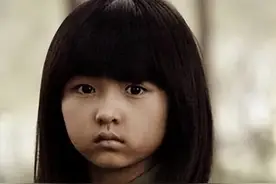 “国民妹妹”张子枫：与彭昱畅成亲兄妹，受顶级京圈资源力捧图片