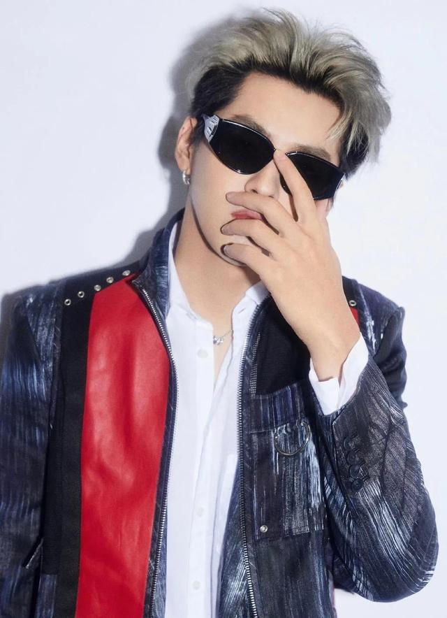 吴亦凡粉丝名,吴亦凡ins账号成粉丝最后狂欢之地,还有不少人留言表白