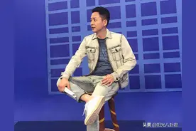 年过50仍旧风度翩翩，这6位中老年男明星，堪称娱乐圈的顶级门面图片
