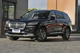 飞行家：3.0T双涡轮发动机+10AT，这SUV牌面到位了图片