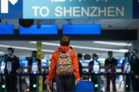 救救香港？复活节长假港人扎堆北上人流堪称恐怖，香港零售告急呼吁留港消费图片