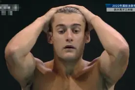 0分，全场0分！世锦赛离谱失误，教练绝望捂脸，这都不是倒数第一图片