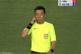 1-1被绝平！裁判胡闹，河南够拼，萨尔科变阵黄紫昌终于开胡！图片