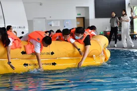 紧急迫降、水上撤离……重庆龙兴航空飞行体验基地开放图片