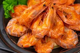 家庭自制虾干，不放任何添加剂，鲜味十足越嚼越香，连壳都能吃图片