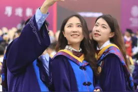 读研后才清楚，考研生与“保研生”待遇大不同，提前知晓有好处图片