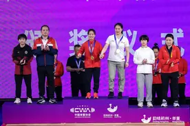 勇夺4金！南宁运动员闪耀全国青年举重锦标赛赛场图片