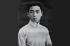 周总理最著名的七言绝句，短短四句，激励了无数后人图片