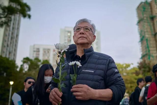 视觉｜香港火灾七日祭：关于爱、怀念和记忆