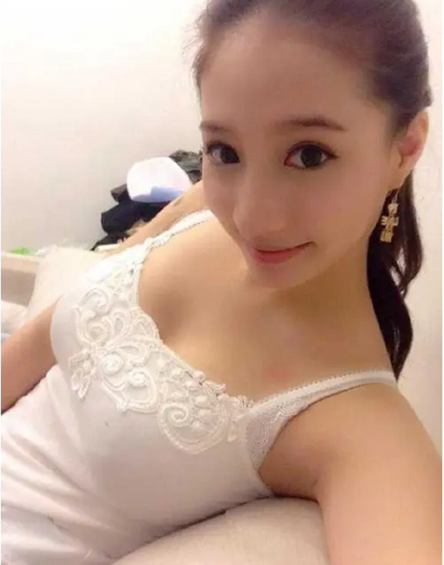 90后小伙假装盲人按摩师，专给富婆做全身服务，他：我要守住底线