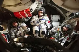 3名航天员每天要用13.2升水、1650升氧气，180天任务资源从哪来？图片