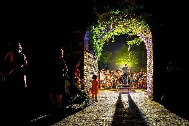 �ظ����� | �ڶ��조�����Ƴǡ��й����ơ�ȫ����Ӱ��Ʒչ