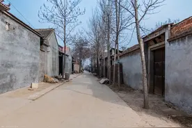 农村集装箱房子多少钱一平米？自己的宅基地放集装箱房违法吗？图片