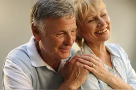 绝经期可以有性生活吗？夫妻之间要注意这些问题图片