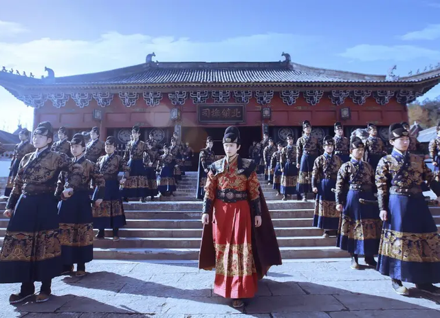 古代皇帝的安保工作，到底是怎么做的？如何确保身边侍卫的忠诚？