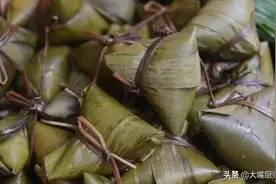 煮粽子，用冷水煮还是用开水？都不对，教你一招，更软更香不夹生图片