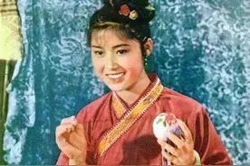 黄婉秋：把“刘三姐”的名字刻进生命里丨人物图片