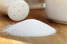 无论房子有多大，在墙角撒上一把，这可不是迷信，解决很多麻烦！图片